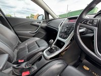 USED 2012 62 VAUXHALL ASTRA 2.0 CDTi ecoFLEX SRi Hatchback 5dr Diesel Manual Euro 5 (s/s) (165 ps) Aircon/Heated Seats
