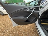 USED 2012 62 VAUXHALL ASTRA 2.0 CDTi ecoFLEX SRi Hatchback 5dr Diesel Manual Euro 5 (s/s) (165 ps) Aircon/Heated Seats