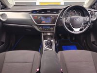 USED 2013 63 TOYOTA AURIS 1.6 V-Matic Icon Hatchback 5dr Petrol Manual Euro 5 (132 ps) Comprehensive TOYOTA Service History  |  Set of 2 Keys