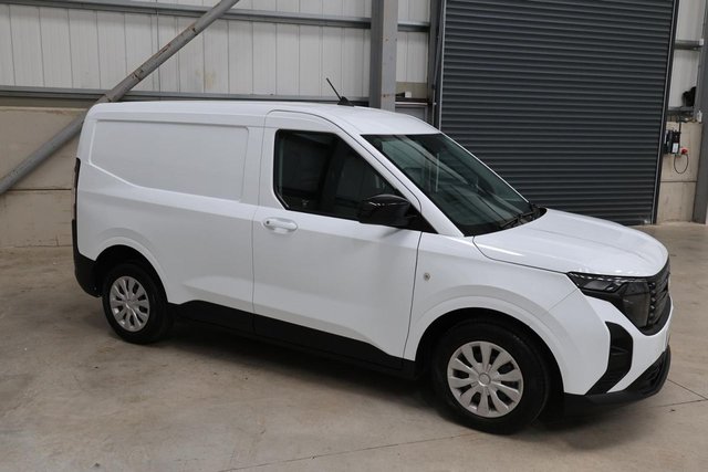 View our FORD TRANSIT COURIER
