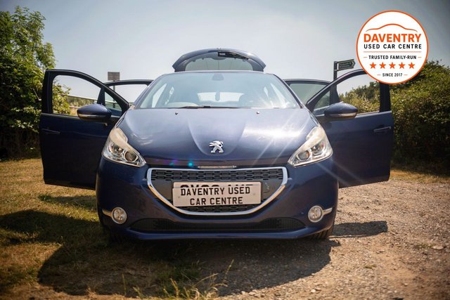 View our PEUGEOT 208