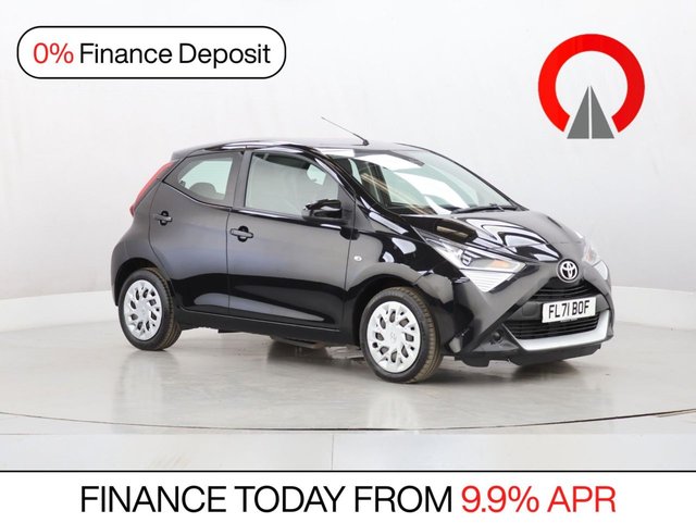 View our Toyota Aygo 1.0 VVT-i x-play Hatchback 5dr Petrol Manual Euro 6 (s/s) (71 ps)