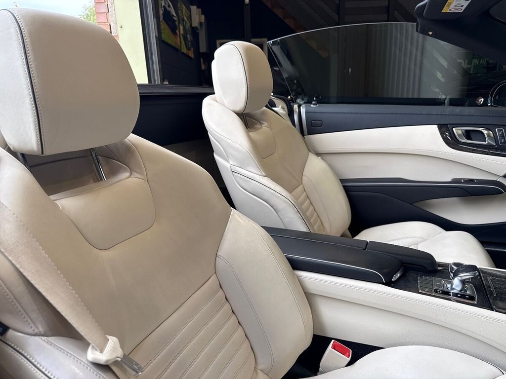 USED 2014 02 MERCEDES-BENZ SL 3.0 SL400 AMG Sport Convertible 2dr Petrol G-Tronic Euro 6 (s/s) (333 ps) GLASS ROOF|NAPPA LEATHER|HK