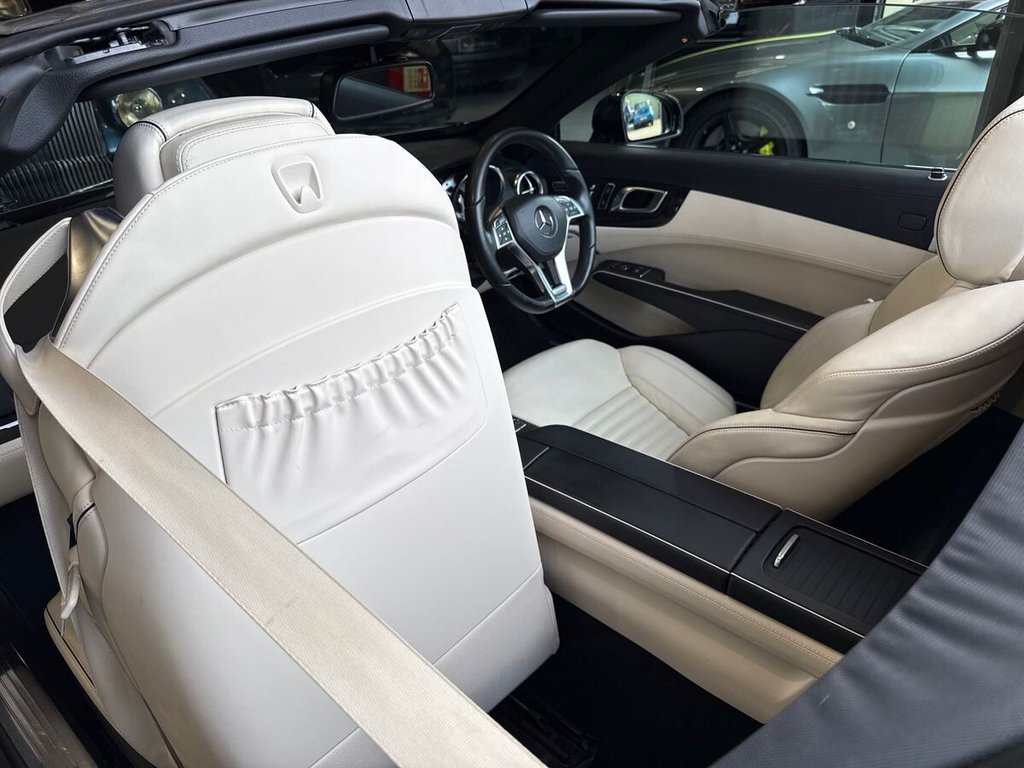 USED 2014 02 MERCEDES-BENZ SL 3.0 SL400 AMG Sport Convertible 2dr Petrol G-Tronic Euro 6 (s/s) (333 ps) GLASS ROOF|NAPPA LEATHER|HK