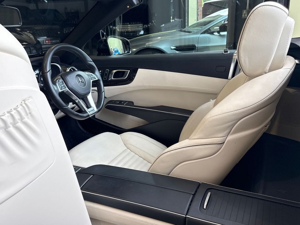 USED 2014 02 MERCEDES-BENZ SL 3.0 SL400 AMG Sport Convertible 2dr Petrol G-Tronic Euro 6 (s/s) (333 ps) GLASS ROOF|NAPPA LEATHER|HK
