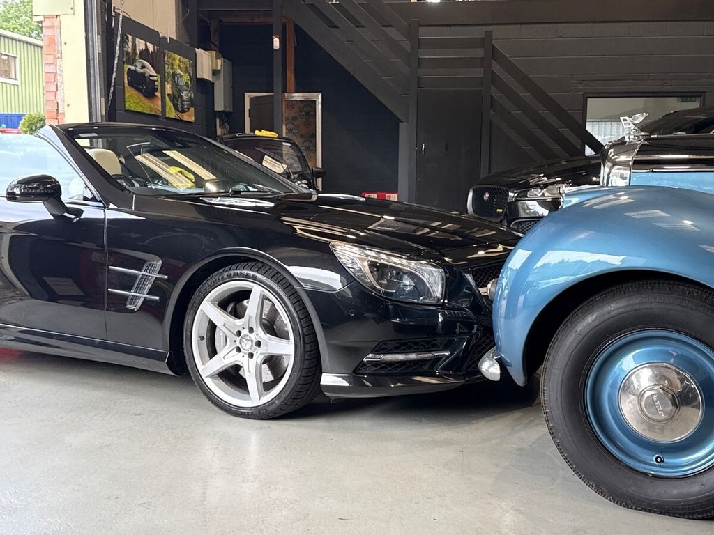 USED 2014 02 MERCEDES-BENZ SL 3.0 SL400 AMG Sport Convertible 2dr Petrol G-Tronic Euro 6 (s/s) (333 ps) GLASS ROOF|NAPPA LEATHER|HK