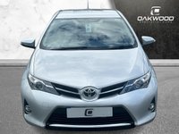 USED 2015 15 TOYOTA AURIS 1.6 V-Matic Icon Hatchback 5dr Petrol Multidrive S Euro 5 (132 ps) VERY LOW MILES + AUTOMATIC + 2 KEYS + NATIONWIDE DELIVERY