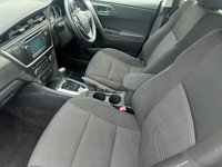 USED 2015 15 TOYOTA AURIS 1.6 V-Matic Icon Hatchback 5dr Petrol Multidrive S Euro 5 (132 ps) VERY LOW MILES + AUTOMATIC + 2 KEYS + NATIONWIDE DELIVERY