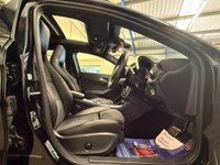 USED 2016 16 MERCEDES-BENZ GLA 2.1 GLA200d AMG Line Panoramic (Premium Plus) SUV 5 Door Diesel 7G-DCT Euro 6 (s/s) (136 ps) PANORAMIC SUNROOF &pound;1,070 OF EXTRAS