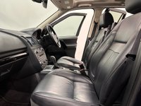USED 2014 14 LAND ROVER FREELANDER 2 2.2 SD4 HSE Lux SUV 5dr Diesel CommandShift 4WD Euro 5 (190 ps) Hosting a generous specification SD4 HSE LUX Commandshift 4wd at Alpha Cars