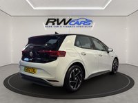 USED 2022 22 VOLKSWAGEN ID.3 Pro 58kWh Life Hatchback 5dr Electric Auto (145 ps) 