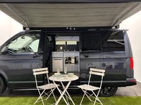 USED 2019 19 VOLKSWAGEN CAMPER 2.0 TDI T32 BlueMotion Tech Highline Kombi Double Cab 5dr Diesel DSG FWD SWB Euro 6 (s/s) (150 ps) Hosting an extremely well equipped bespke conversion from the acclaimed Wirral Custom Campers Skyline Pop Top Roof, Scenic canvas , Vanshades , Passenger double base swivel seat, Eberspacher heater, 150 watt solar panel, led interior lighting , 240 Hook up electrics, leisure pack, usb ports, 2 240 sockets, smart charge system , Smeg 9722 sink, 10 litre water tank, Evo kitchen waeco fridge / freezer, over head lockers, smeg oven / grill 4 bert rock /  roll bed , 30 litre water storage tank,