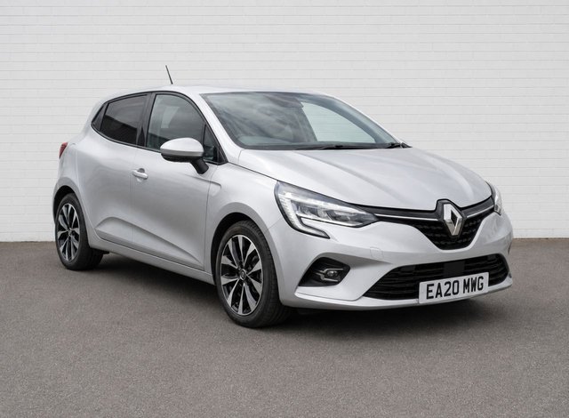 View our Renault Clio 1.0 TCe Iconic Hatchback 5dr Petrol Manual Euro 6 (s/s) (100 ps)