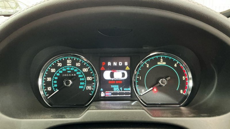 2013 Jaguar XF in grey — photo 8 of 11