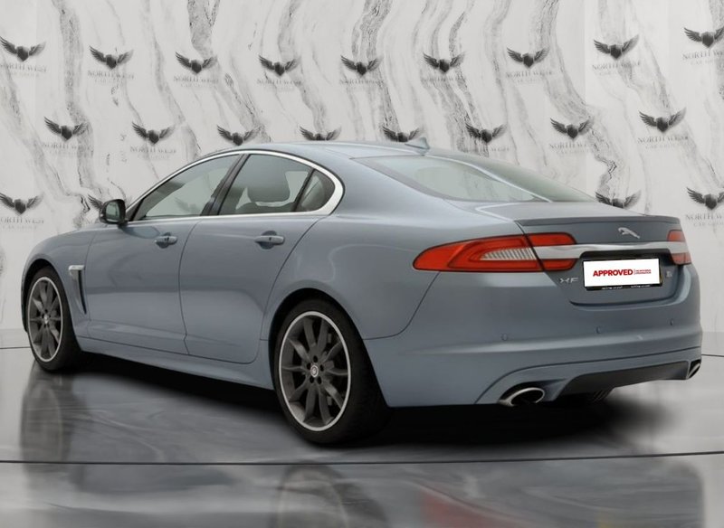 2013 Jaguar XF in grey — photo 3 of 14