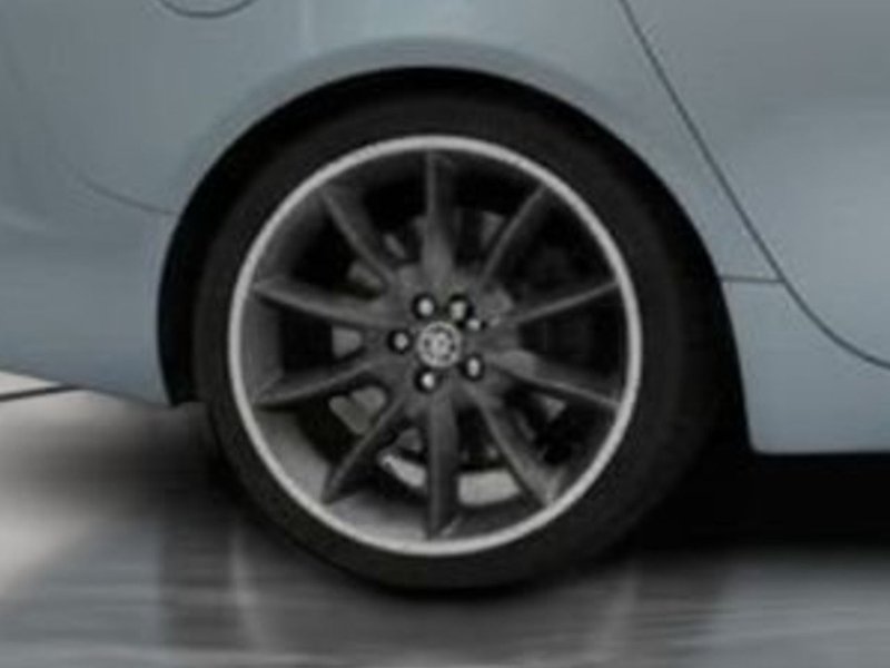 2013 Jaguar XF in grey — photo 12 of 14
