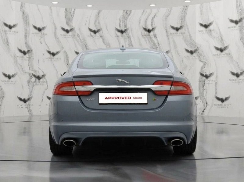2013 Jaguar XF in grey — photo 14 of 14