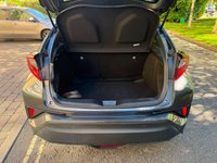 USED 2022 22 TOYOTA C-HR 1.8 VVT-h GPF Design SUV 5dr Petrol Hybrid CVT Euro 6 (s/s) (122 ps) 2 Keys, Auto, ULEZ Free