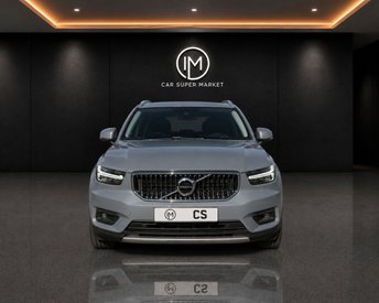 2019 VOLVO XC40