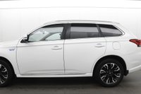 USED 2017 67 MITSUBISHI OUTLANDER 2.0h 12kWh 4h SUV 5dr Petrol Plug-in Hybrid CVT 4WD Euro 6 (s/s) (200 ps) ***FULL SERVICE HISTORY, 2 KEYS***