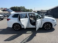 USED 2017 67 MITSUBISHI OUTLANDER 2.0h 12kWh 4h SUV 5dr Petrol Plug-in Hybrid CVT 4WD Euro 6 (s/s) (200 ps) ***FULL SERVICE HISTORY, 2 KEYS***