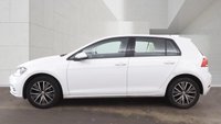 USED 2017 67 VOLKSWAGEN GOLF 1.4 TSI BlueMotion Tech SE Hatchback 5dr Petrol Manual Euro 6 (s/s) (125 ps) 1 Lady Owner-Air Con-2 Keys