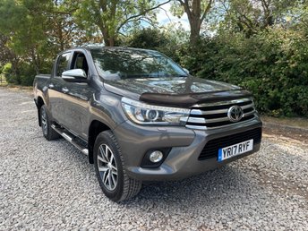 2017 TOYOTA HILUX
