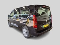 USED 2024 74 VAUXHALL Combo Life Electric 52kWh Design XL MPV 5dr Electric Auto (7.4kW Charger) (136 ps) 