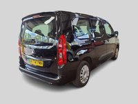 USED 2024 74 VAUXHALL Combo Life Electric 52kWh Design XL MPV 5dr Electric Auto (7.4kW Charger) (136 ps) 