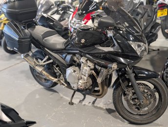 2009 SUZUKI Bandit 650S PART EXCHANGE TO CLEAR - FULL LUGGAGE - DELKEVIC SILENCER - TRADE SALE &pound;1699.00