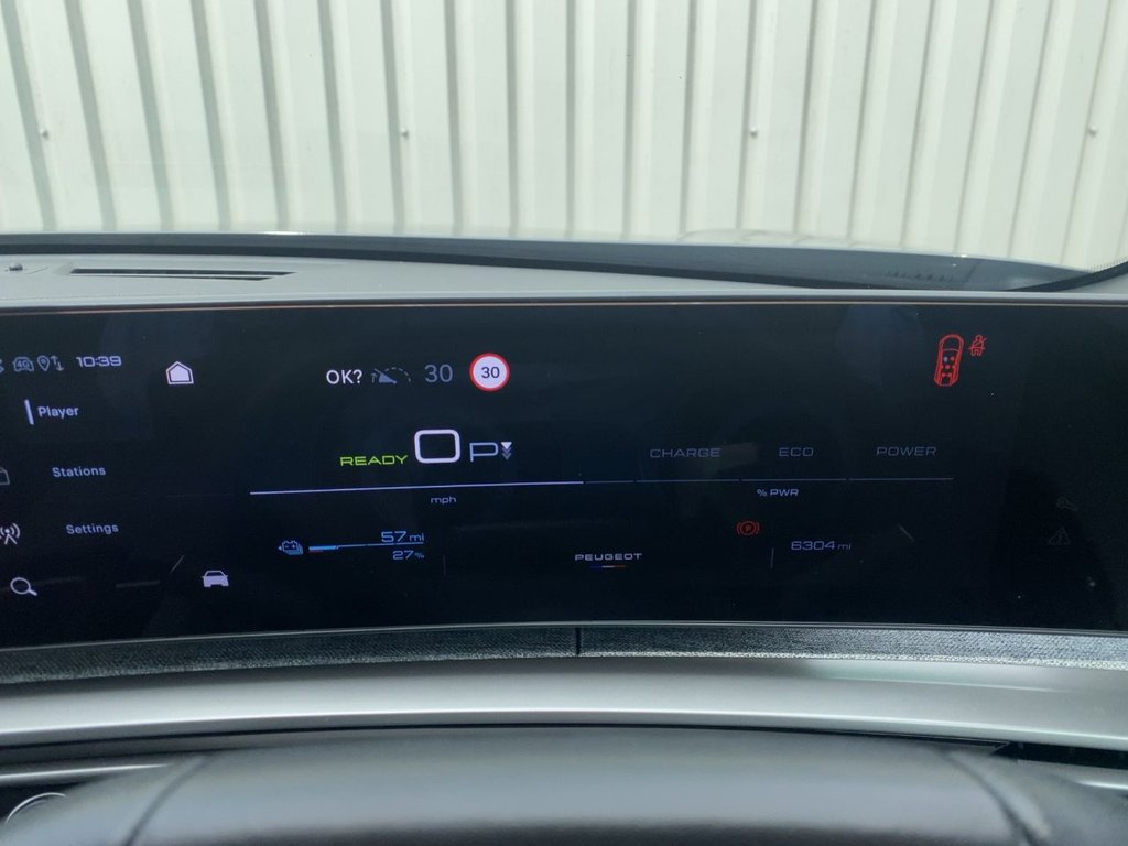 USED 2025 75 PEUGEOT E-5008 73kWh Allure SUV 5dr Electric Auto (210 ps) 