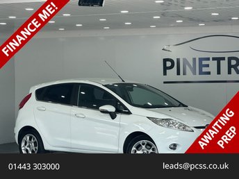 2012 FORD FIESTA
