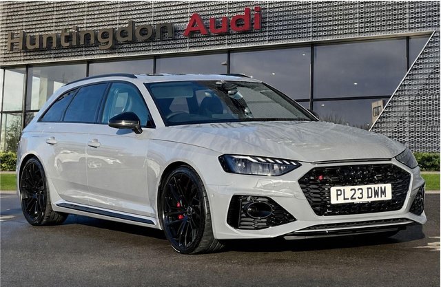 View our AUDI RS4 AVANT