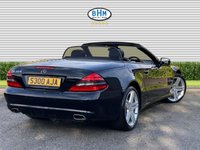 USED 2009 09 MERCEDES-BENZ SL 3.5 SL350 Convertible 2dr Petrol 7G-Tronic (236 g/km, 315 bhp) Private Plate Included in Sale