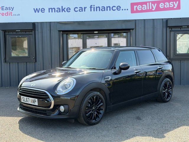 View our MINI CLUBMAN