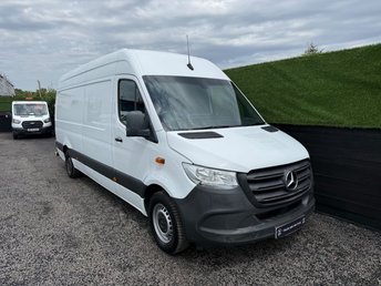 View our MERCEDES-BENZ SPRINTER