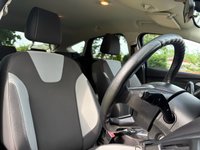 USED 2013 63 FORD FOCUS 1.0T EcoBoost Zetec Hatchback 5dr Petrol Manual Euro 5 (s/s) (125 ps) **Mega History, May MOT**