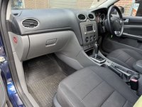 USED 2011 11 FORD FOCUS 1.6 Sport Hatchback 5 Door Petrol Automatic Blue  +REAR PARKING SENSORS+ALLOY WHEELS