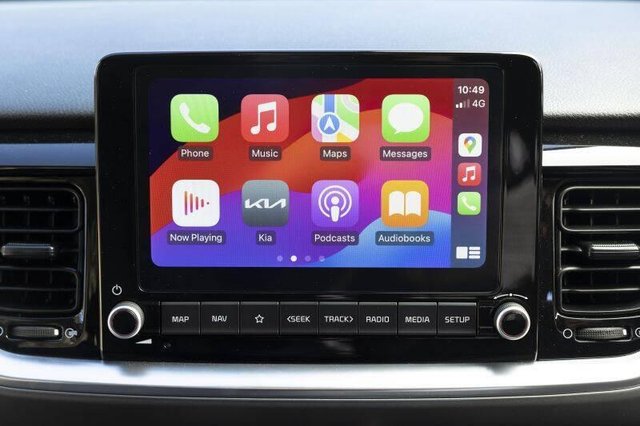 View our KIA STONIC