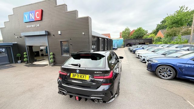 View our BMW 3 SERIES