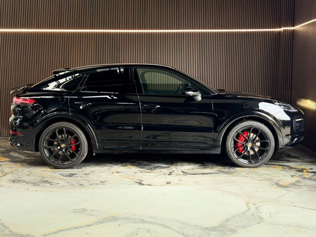 View our PORSCHE CAYENNE