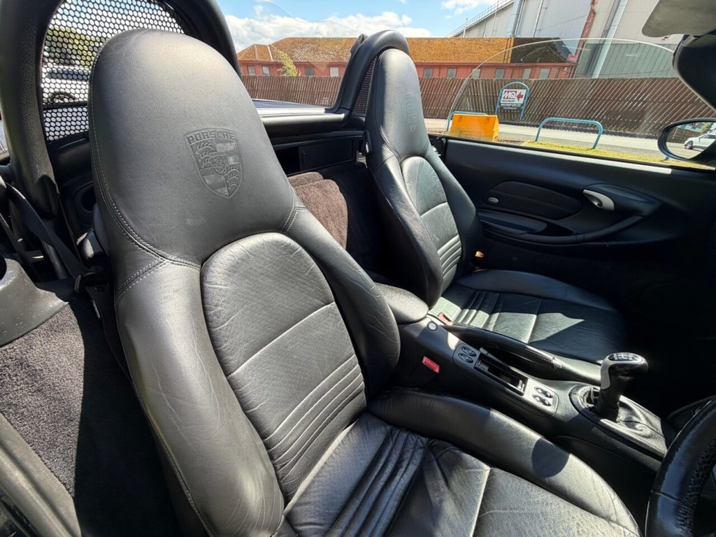 USED 2004 04 PORSCHE BOXSTER 2.7 986 Convertible 2dr Petrol Manual (233 g/km, 228 bhp) 