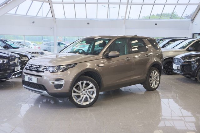 View our Land Rover Discovery Sport 2.0 TD4 HSE Luxury SUV 5dr Diesel Auto 4WD Euro 6 (s/s) (180 ps)