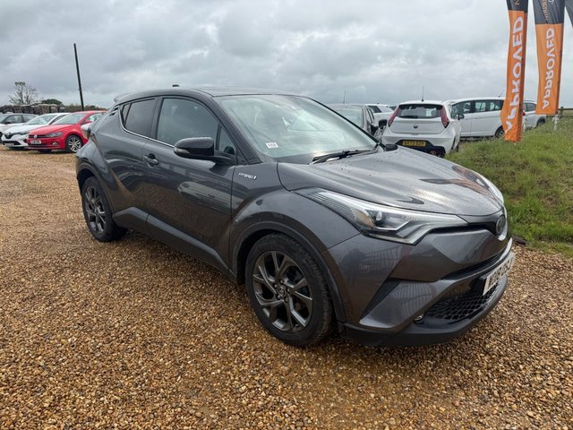 View our Toyota C-HR 1.8 VVT-h Dynamic SUV 5dr Petrol Hybrid CVT Euro 6 (s/s) (122 ps)