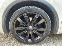 USED 2017 67 VOLKSWAGEN TIGUAN 2.0 TDI R-Line SUV 5dr Diesel DSG Auto  Sun roof, Adapt Cruise, DAB
