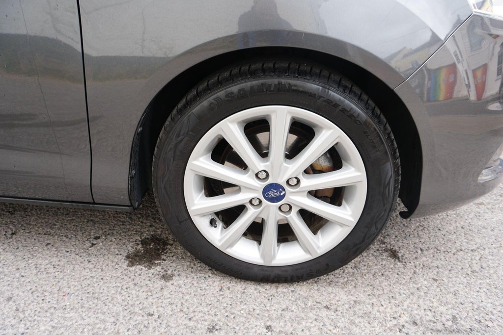 USED 2015 65 FORD B-MAX 1.0T EcoBoost Titanium Euro 5 (s/s) 5dr AUTOMATIC Â£35 ROAD TAX