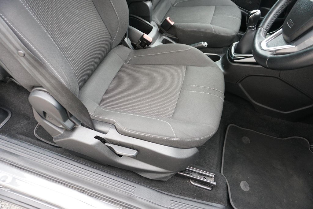 USED 2015 65 FORD B-MAX 1.0T EcoBoost Titanium Euro 5 (s/s) 5dr AUTOMATIC Â£35 ROAD TAX