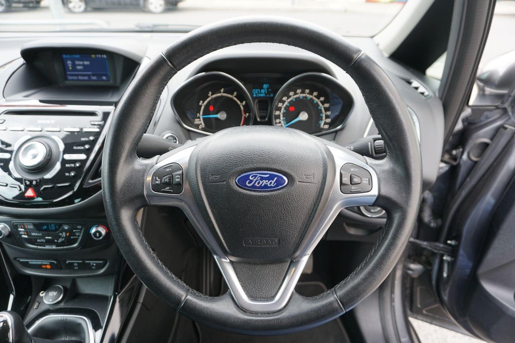 USED 2015 65 FORD B-MAX 1.0T EcoBoost Titanium Euro 5 (s/s) 5dr AUTOMATIC Â£35 ROAD TAX