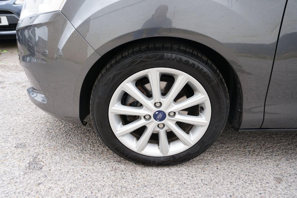 USED 2015 65 FORD B-MAX 1.0T EcoBoost Titanium Euro 5 (s/s) 5dr AUTOMATIC Â£35 ROAD TAX