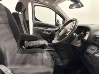 USED 2022 72 VAUXHALL COMBO LIFE 1.5 Turbo D SE XL MPV 5dr Diesel Manual 6Spd Euro 6 (s/s) (7 Seat) (100 ps) 